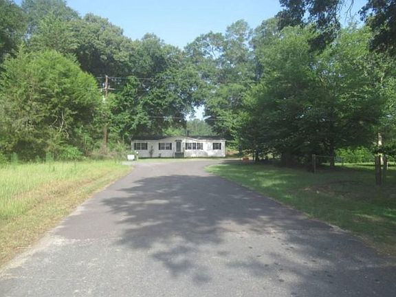 Exterior Neighborhood (street photo)