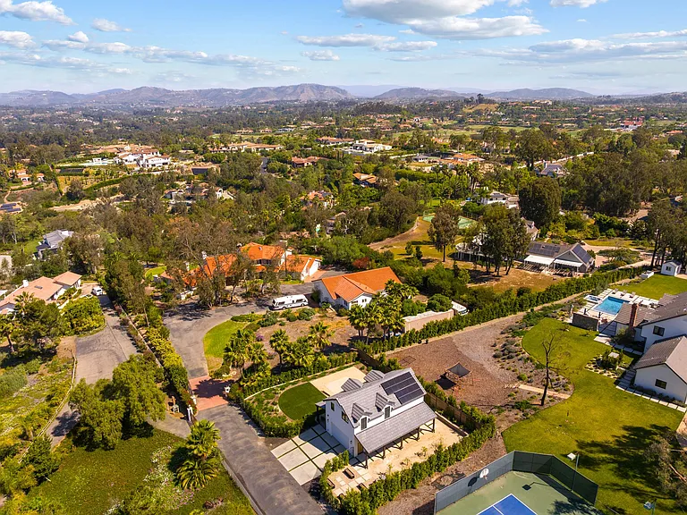 6190 Rancho Diegueno Rd — Photo 30