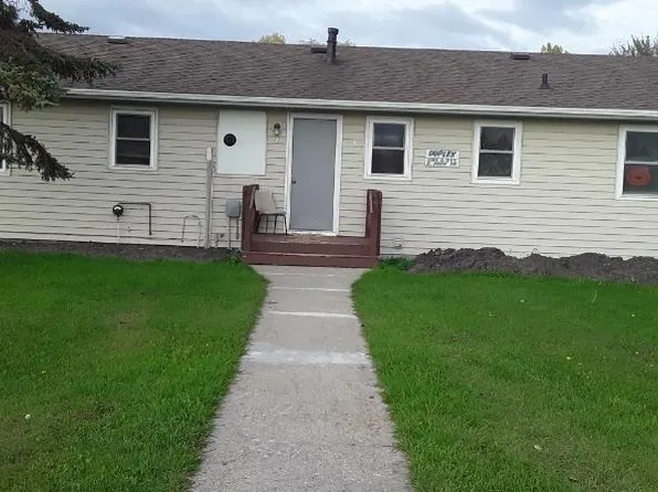 209 E Park Dr, Grygla, MN 56727