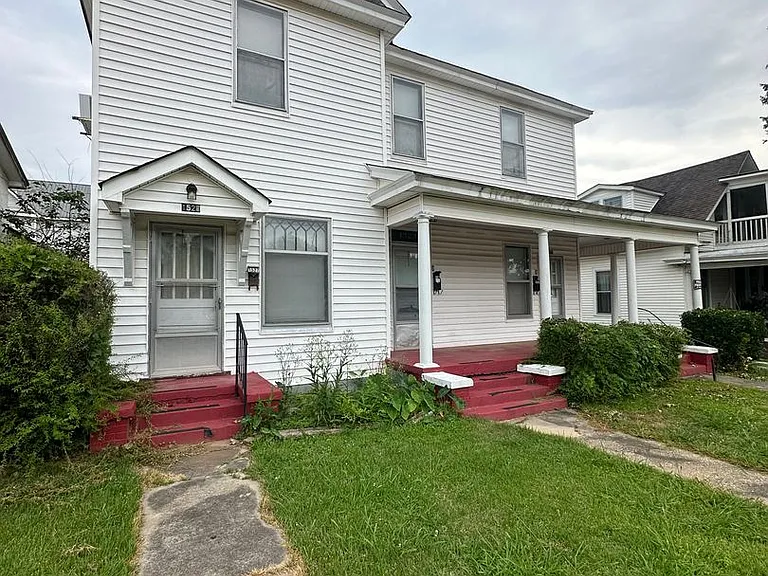 1525 S Noble St — Photo 2
