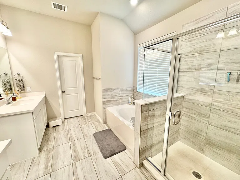 809 Uplands Dr — Photo 30
