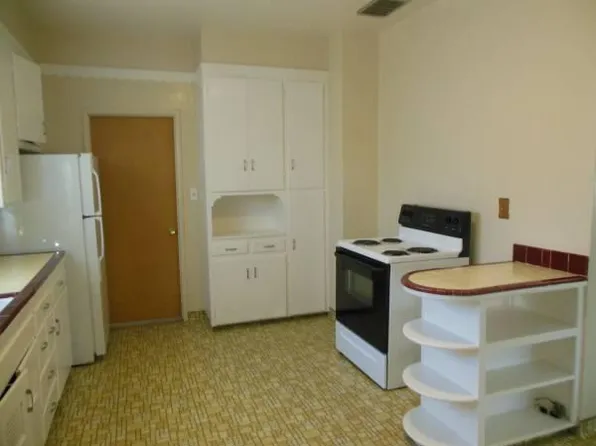 22163 Montgomery St, Hayward, CA 94541