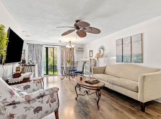 17 Glen Devin St #17, Amesbury, MA 01913