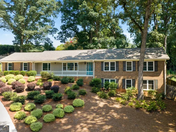 260 Abington Dr, Sandy Springs, GA 30328