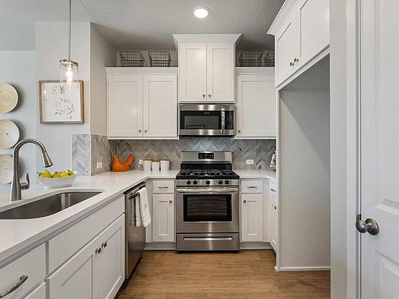 The Sellwood - Kitchen