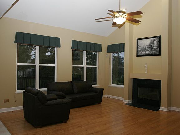 5th image of 811 Park Ave