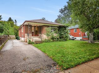 18 Romulus Dr, Toronto, ON M1K 4C2