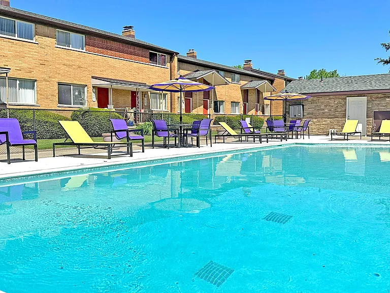 Village Townhomes — Photo 34