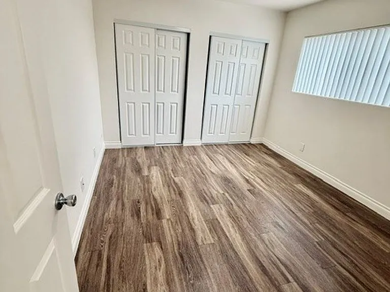 1051 Law St #7 — Photo 8