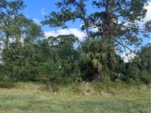 5010 Day Ct, Labelle, FL 33935