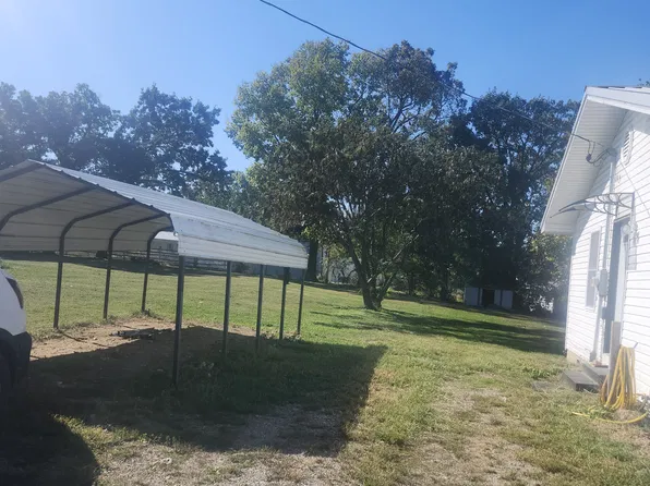 13535 Old Marvin Rd, Versailles, MO 65084