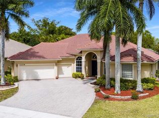 21278 Falls Ridge Way, Boca Raton, FL 33428