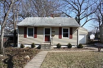 2nd image of 4503 Adams St