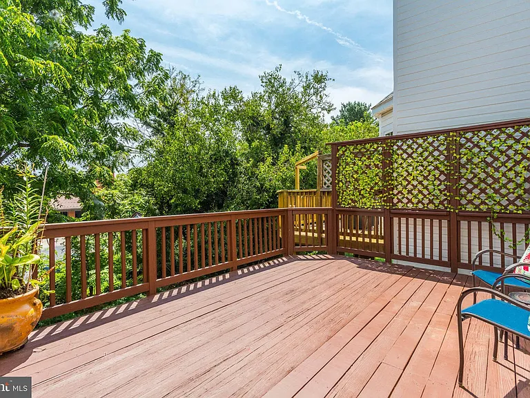 9197 Carriage House Ln #44 — Photo 23