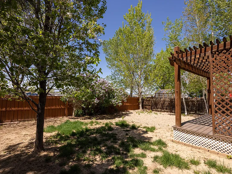 6148 Shamrock Cir — Photo 23