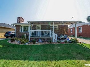 2128 N 23rd St, Springfield, IL 62702