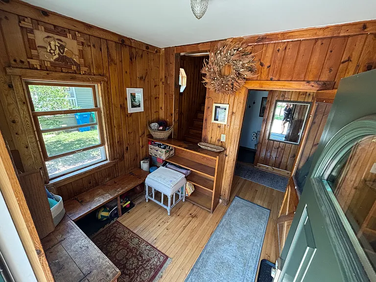308 Waldo St — Photo 2