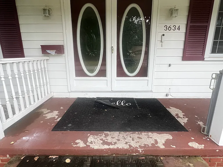 3634 Runnymede Blvd — Photo 3