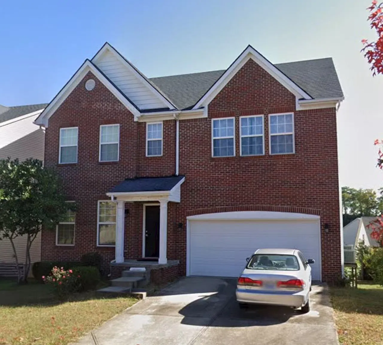 5 bed, 3350 sqft, $600 — Photo 2