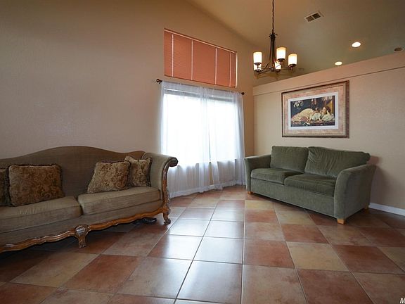 5th image of 1097 Brick & Tile Cir