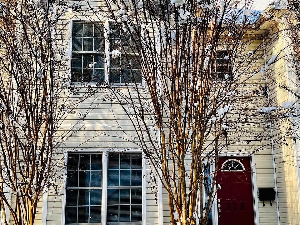 1st image of 329 Harper Dr #4