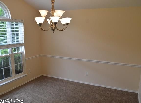 3rd image of 4004 Stoneybrook Dr