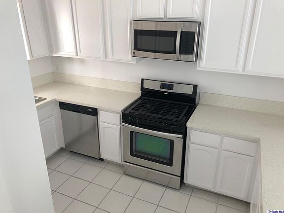 4th image of 6828 Laurel Canyon Blvd Unit 202