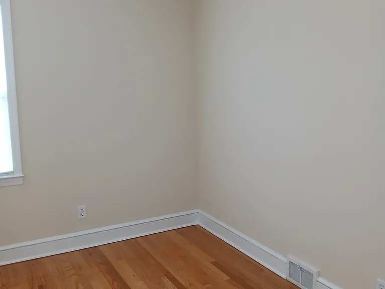 Bed room