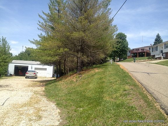 2nd image of 49 Sanders Dr