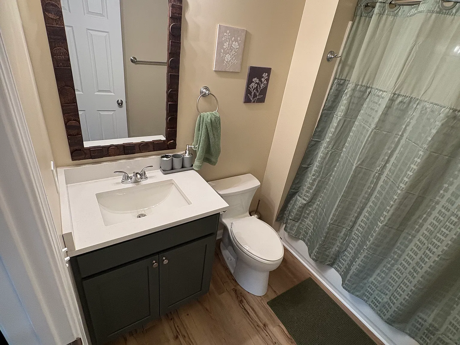 2 bed, 950 sqft, $1,495 — Photo 4