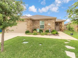 2211 Tombstone Dr, Forney, TX 75126
