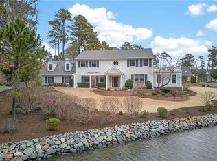 916 Oriole Dr, Virginia Beach, VA 23451
