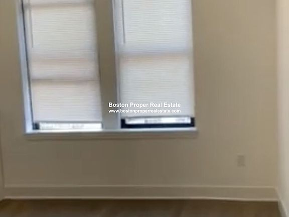 11 Peterborough St. #10 Boston - Fenway Unit Photo 4