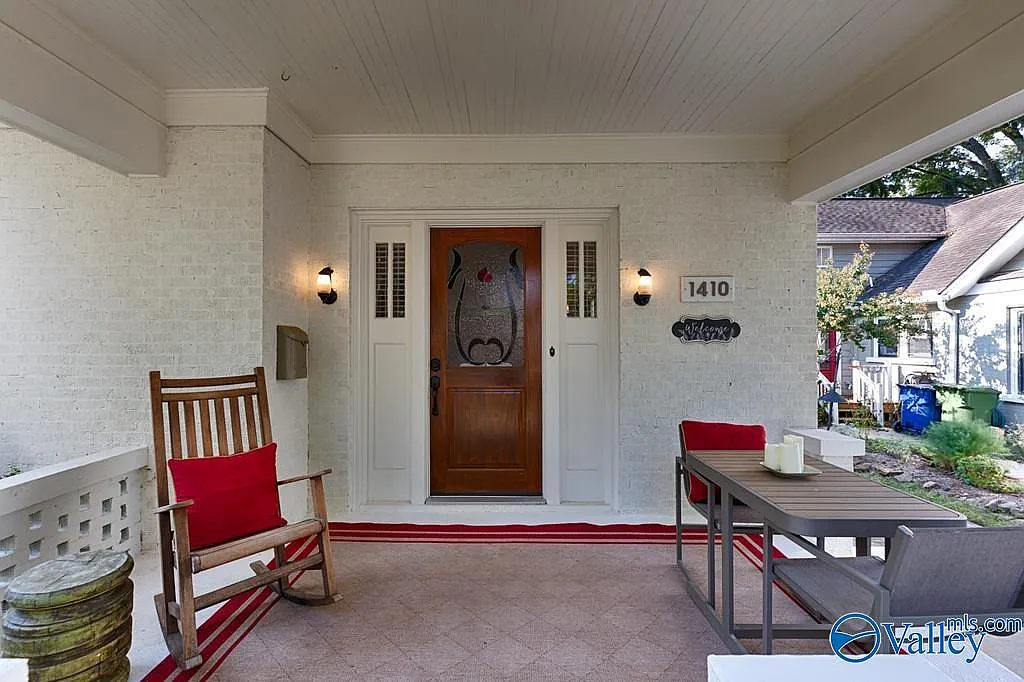 2 bed, 2.0 bath, 1705 sqft, $2,675 — Photo 2