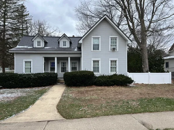120 S Main St, Concord, MI 49237