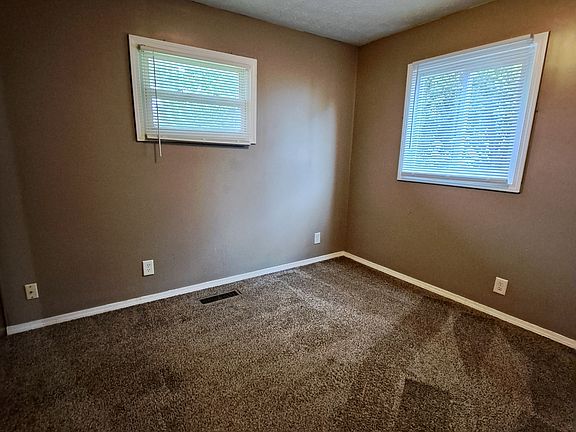2nd image of 4161 Mapleleaf Dr