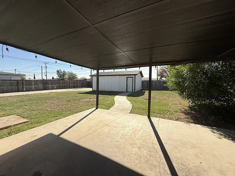 3403 Thomas Ave — Photo 4