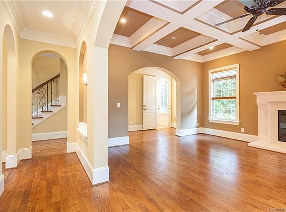 5th image of 7320 Summerlin Pl