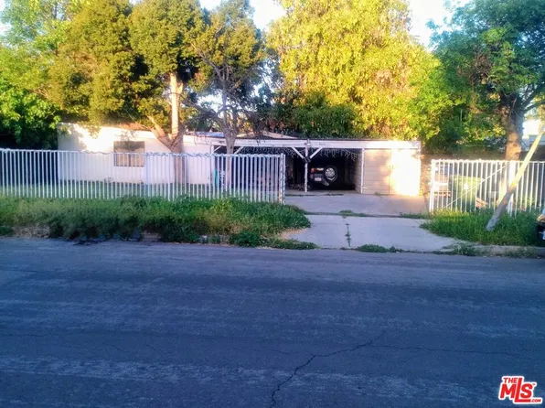 8018 Shirley Ave, Reseda, CA 91335