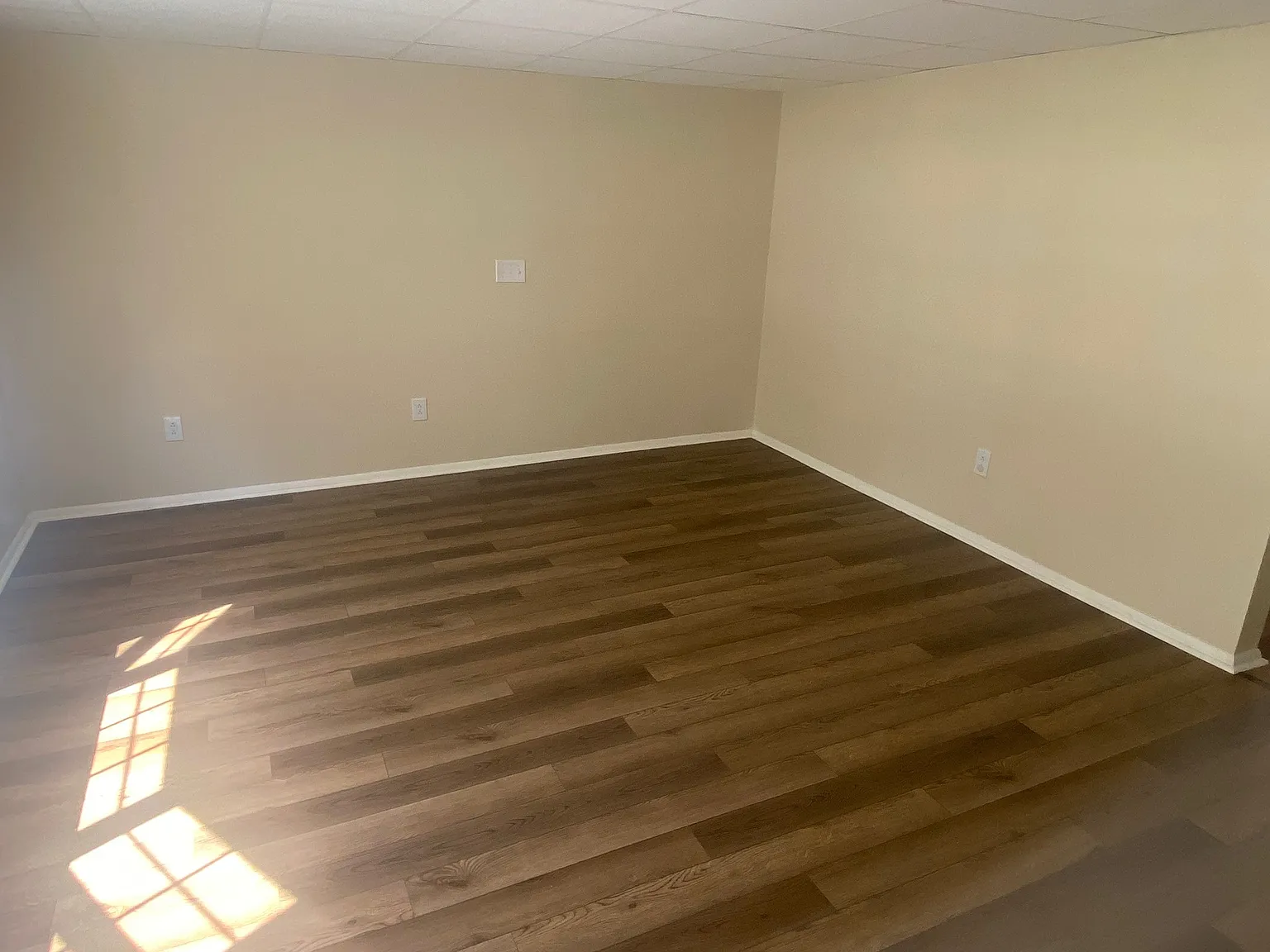 2 bed, 1100 sqft, $1,500 — Photo 4