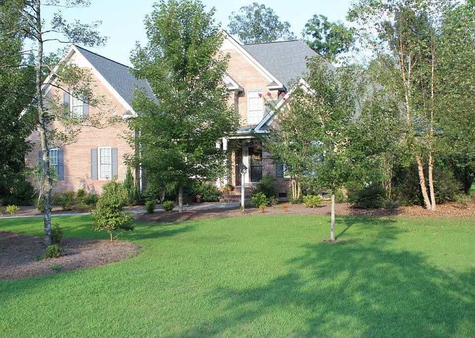 1st image of 341 Beech Cove Dr