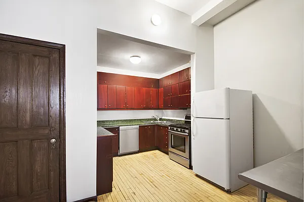 Sold by Stribling | media 17