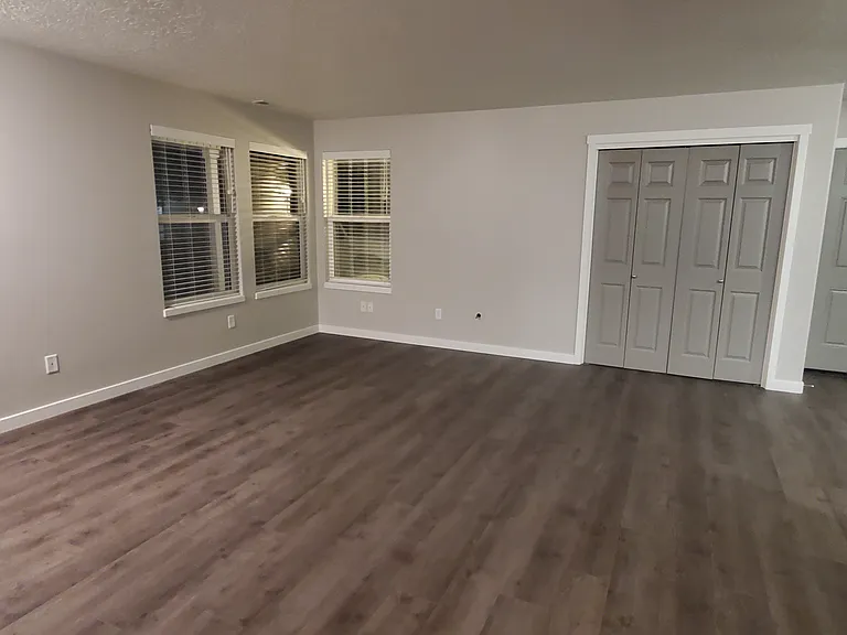 9314 W Cory Ln — Photo 3