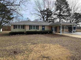 50 Diane Ln, Bolivar, TN 38008