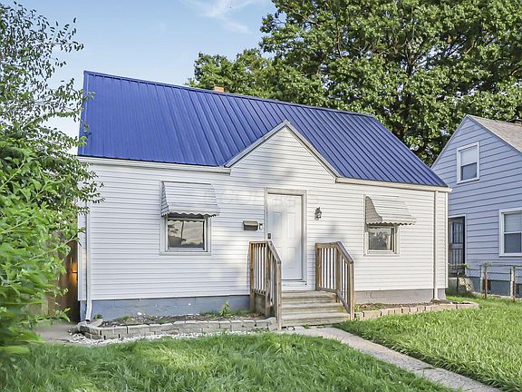 3rd image of 2190 Grasmere Ave