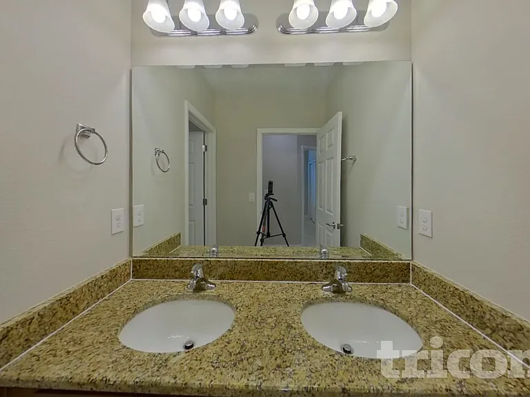 417 Kestrel Dr — Photo 14