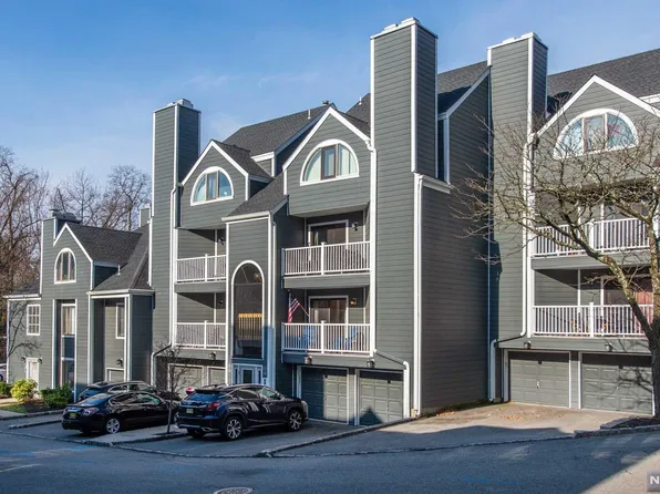 28 A Triumph Ct #A, East Rutherford, NJ 07073