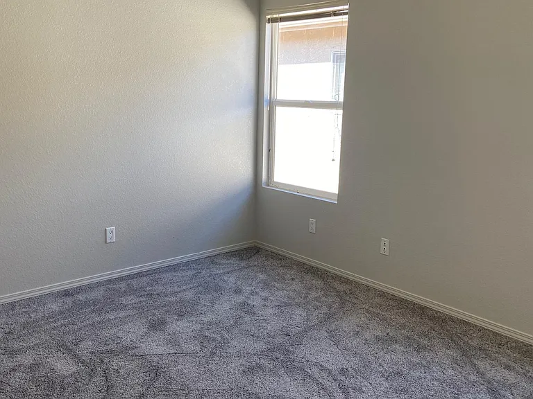 7817 Louisiana Blvd NE #402 — Photo 12