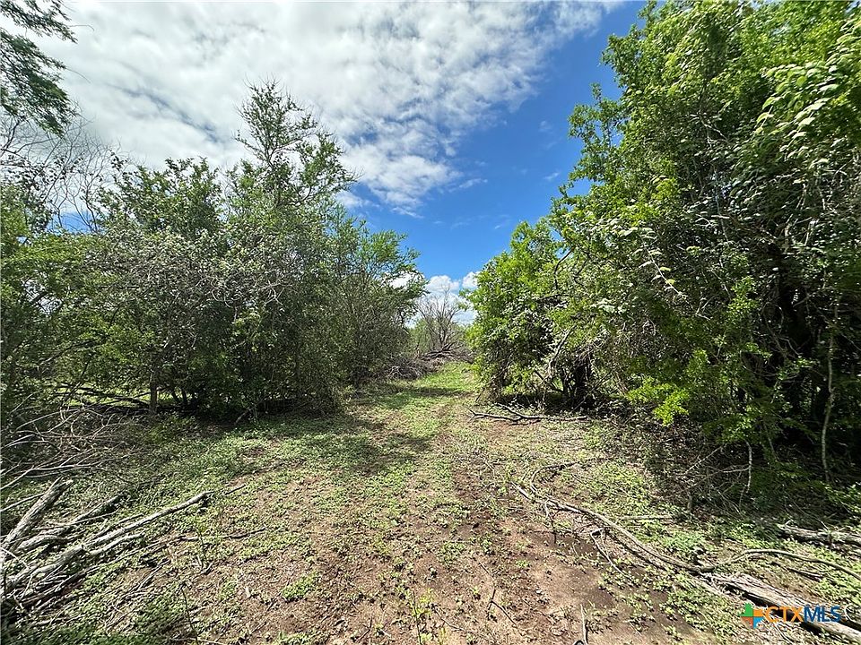 1st image of 9 Burlin Ln