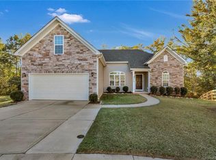 2102 Dave Thomas Ln, Charlotte, NC 28214